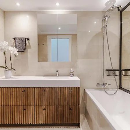 Modern With Pool Near Banus * マルベーリャ